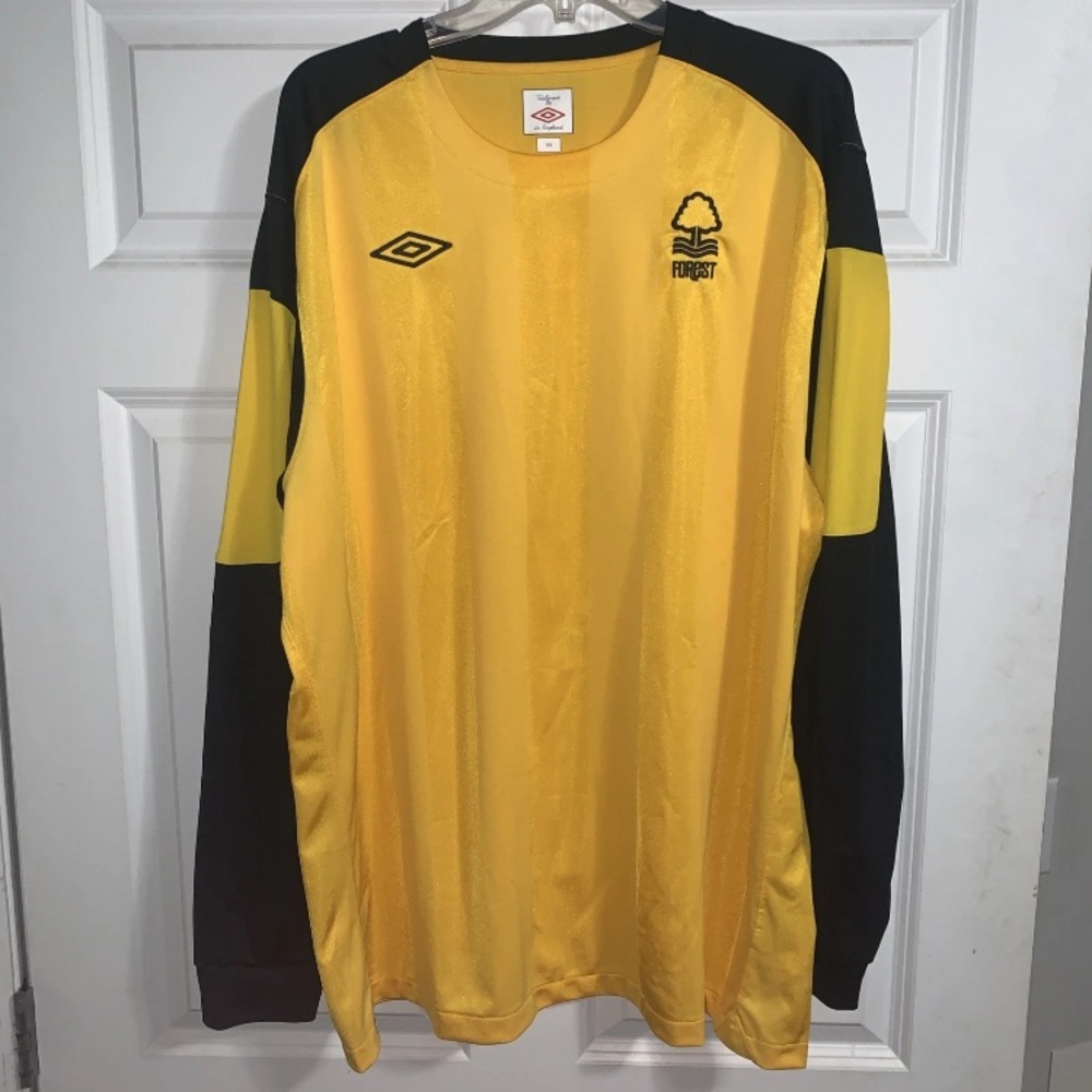Nottingham Forest Football Club/ Soccer Umbro Jersey Yellow Size 3XL